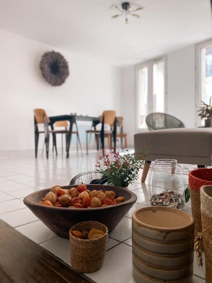 Au Nom De La Rose, Beau 3 Pieces En Centre-ville Apartment
