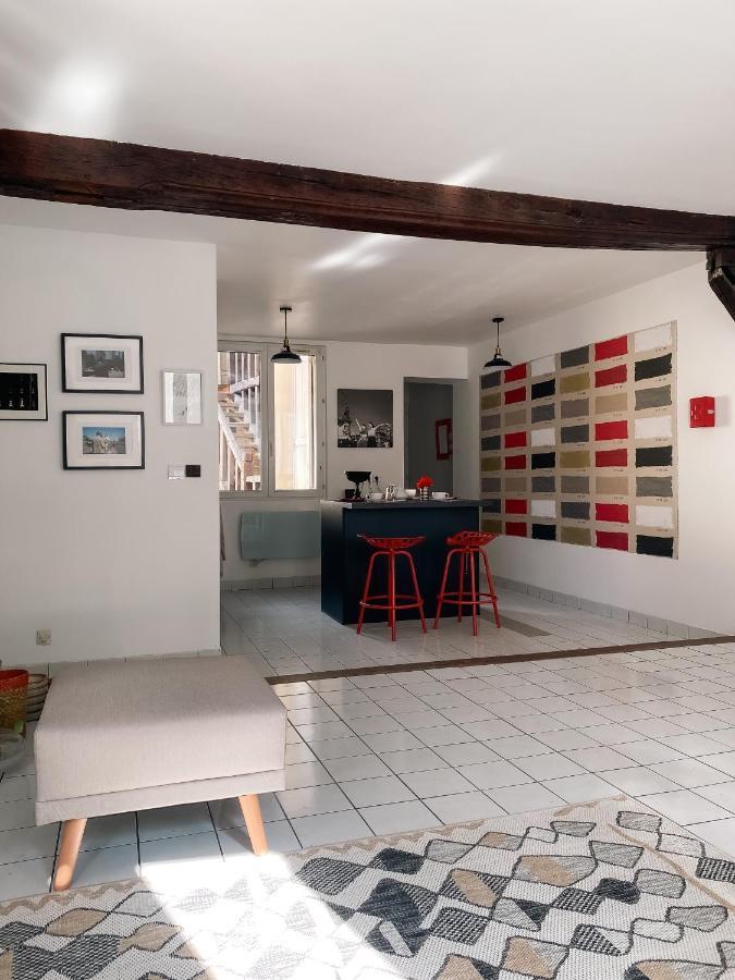Apartment Au Nom De La Rose, Beau 3 Pieces En Centre-ville Provins