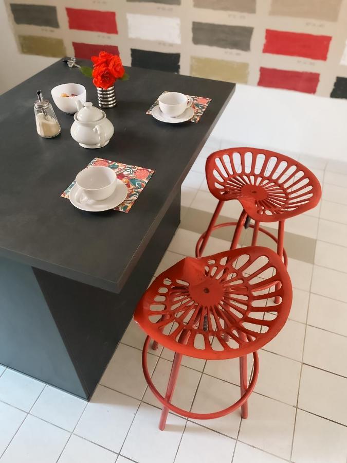 Au Nom De La Rose, Beau 3 Pieces En Centre-ville