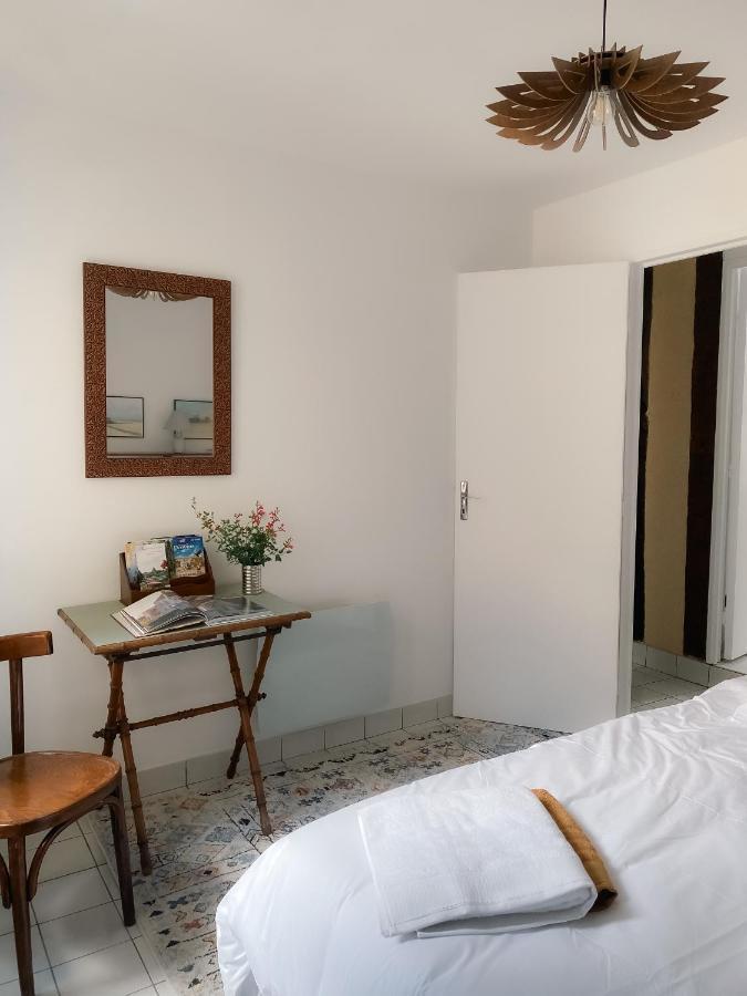 Au Nom De La Rose, Beau 3 Pieces En Centre-ville Apartment
