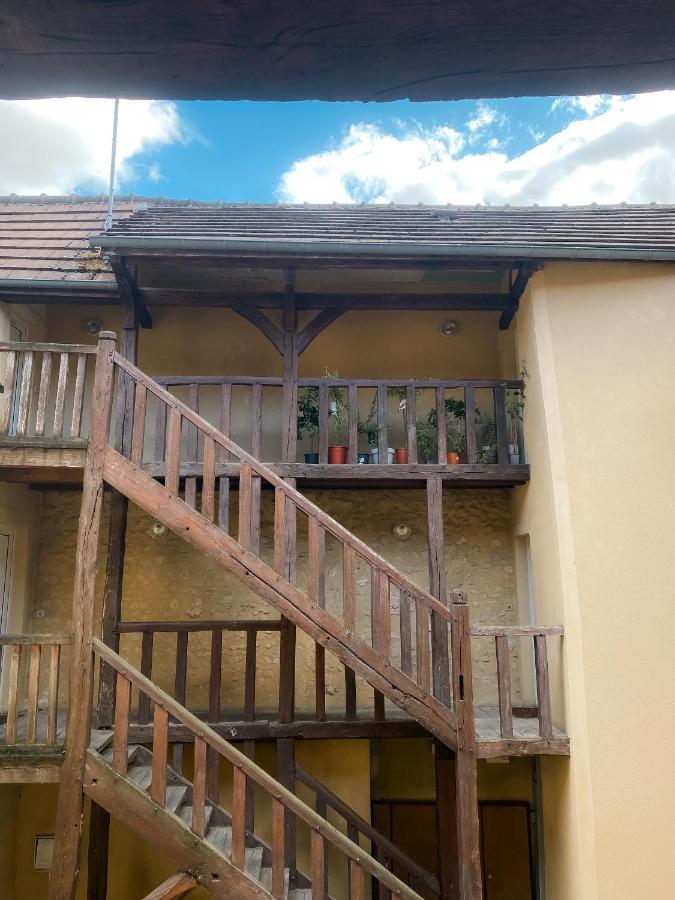 Apartment Au Nom De La Rose, Beau 3 Pieces En Centre-ville *